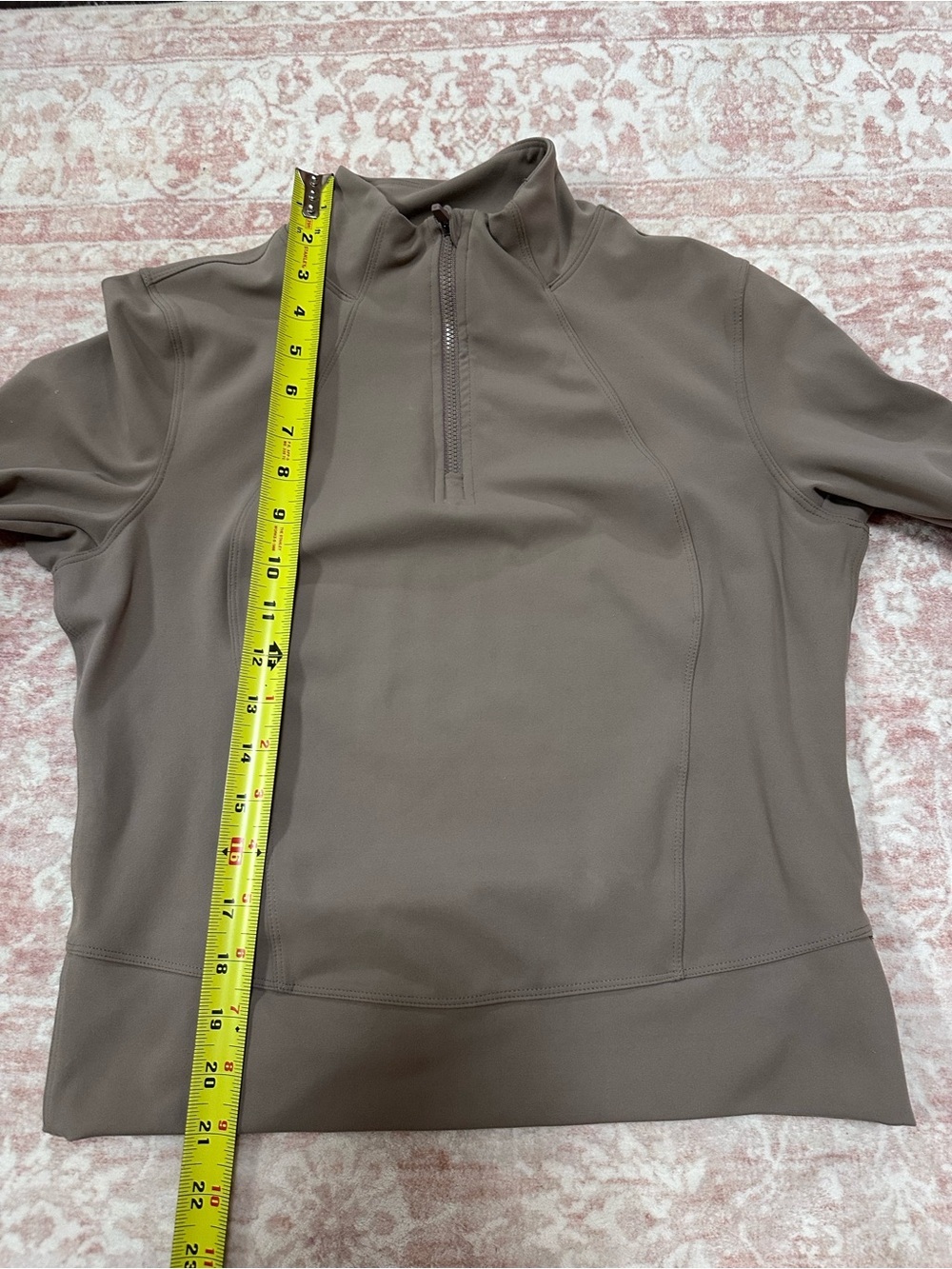 Danskin 🤎 Taupe Active Front Zip Cropped Top - Picture 8 of 9